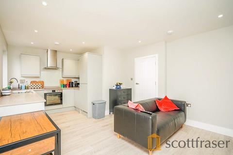 2 bedroom flat to rent, Kingsway House 77A-, 81A London Road, OX3