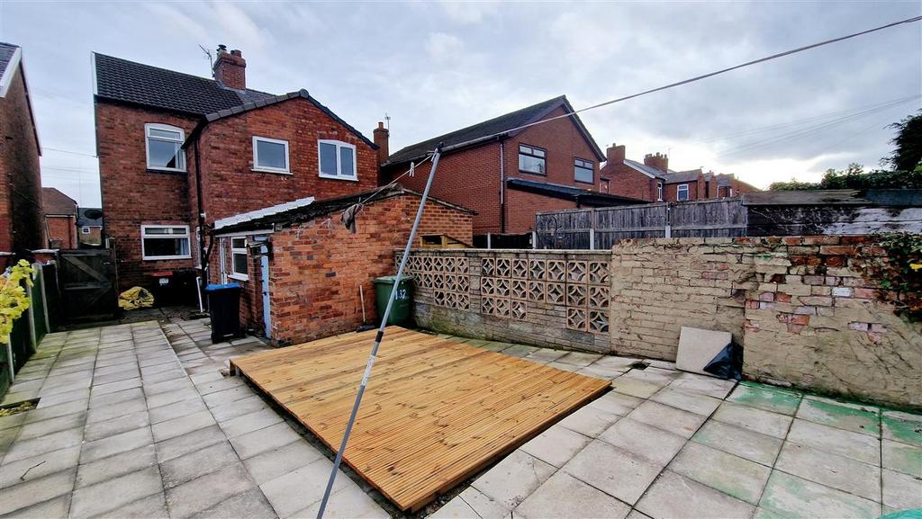 Rear Paved Garden
