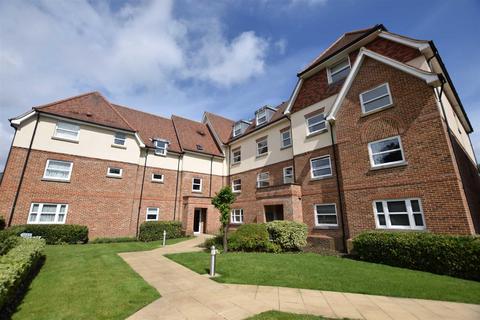 Grosvenor Heights, North Chingford