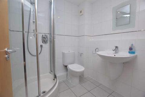 undefined, Grosvenor Heights, North Chingford