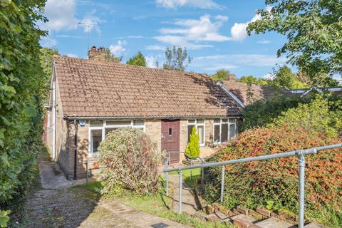3 bedroom chalet for sale, Chiltern Road, Ballinger