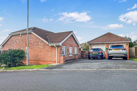 3 bedroom bungalow for sale, Rough Hill Drive, Rowley Regis, West Midlands