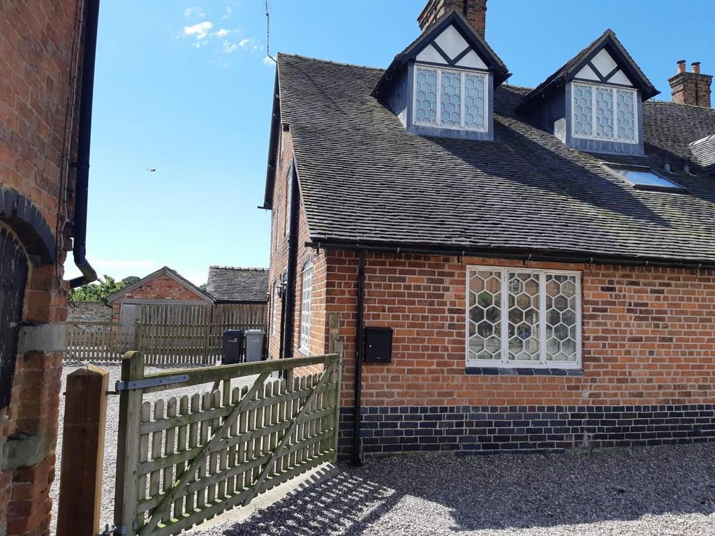 Bmere cottage photo 1.jpg