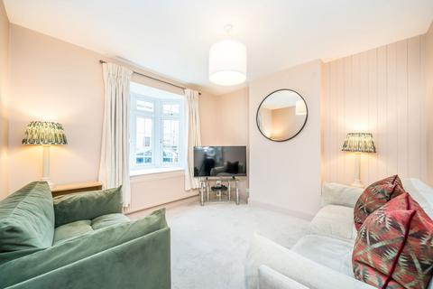 3 bedroom house for sale, Steele Road, Old Isleworth TW7