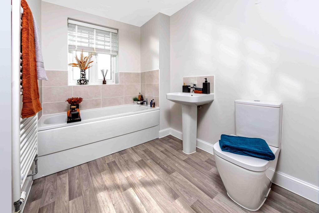 Kennett bathroom