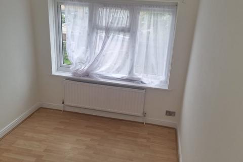 undefined, Powell Gardens, Dagenham RM10