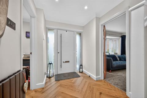 4 bedroom detached house for sale, Nine Days Lane, Wirehill, Redditch