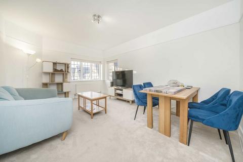 3 bedroom flat to rent, Monks Drive, London W3