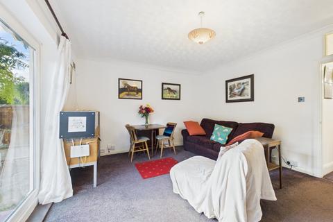1 bedroom apartment for sale, Elmhurst Road, Langley, Berkshire, SL3