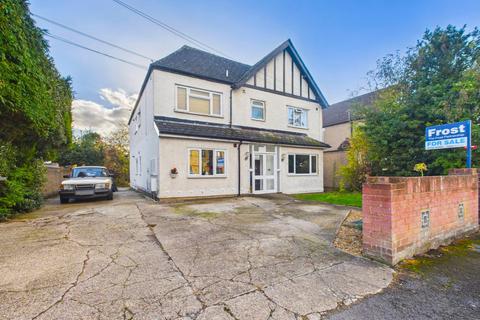 Elmhurst Road, Langley, Berkshire, SL3