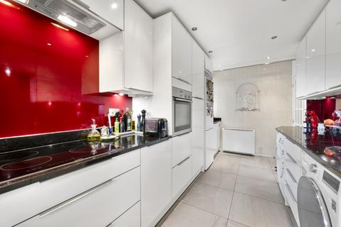 undefined, Mountcombe Close, Surbiton KT6