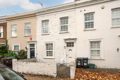 Hartfield Crescent, London SW19