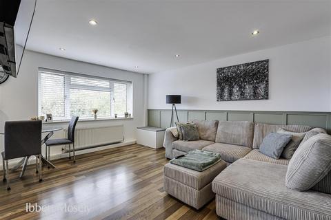 2 bedroom maisonette for sale, Hollingworth Way, Westerham TN16