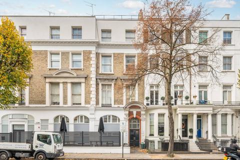 undefined, Ladbroke Grove, Ladbroke Grove, London, W11