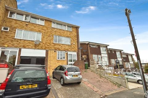 undefined, Bramble Croft Erith DA8