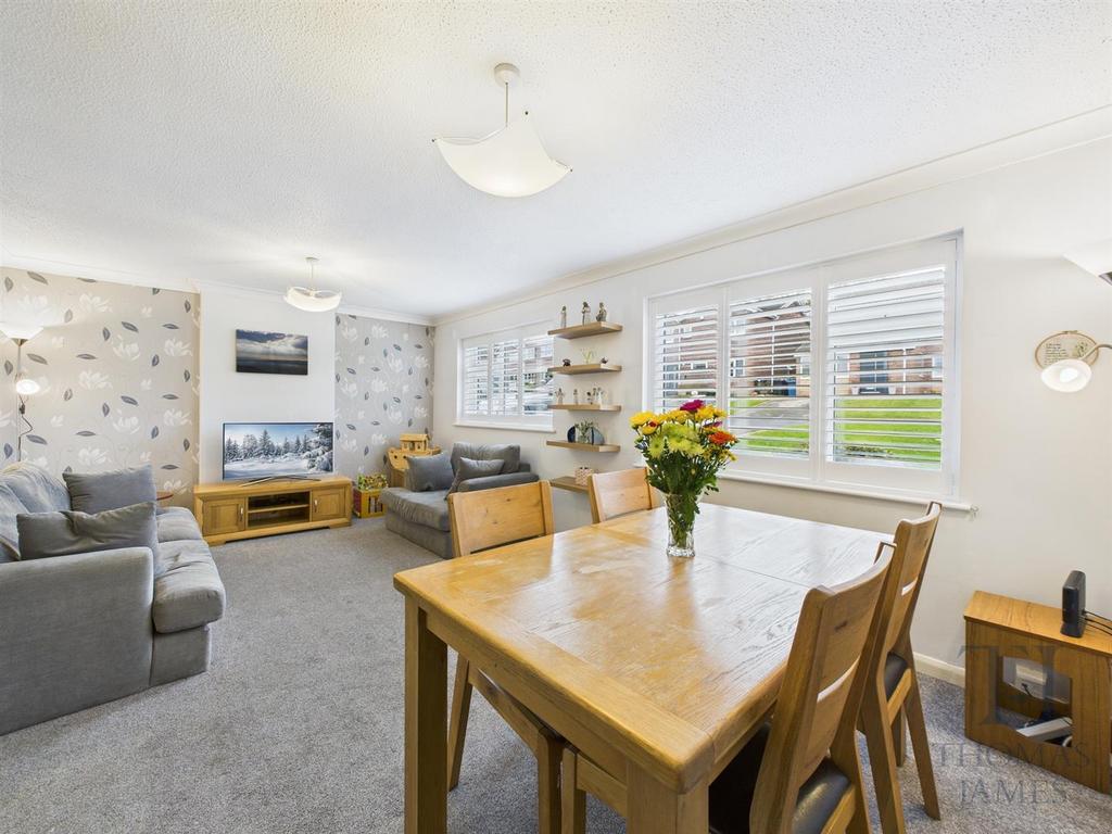 CAM03997 G0-PR0119-STILL013.jpg