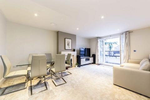 3 bedroom flat to rent, Grange Road, London W5