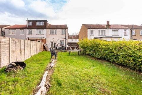 undefined, Washington Road, Worcester Park, KT4