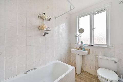 undefined, Washington Road, Worcester Park, KT4
