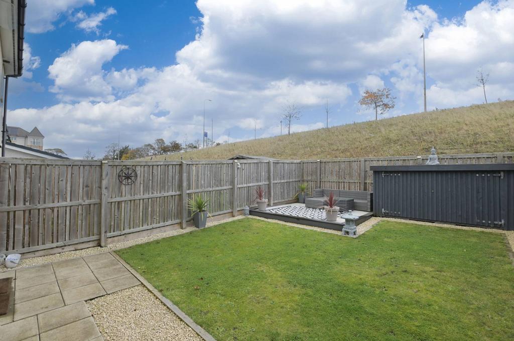 MFL6249020 591.jpg