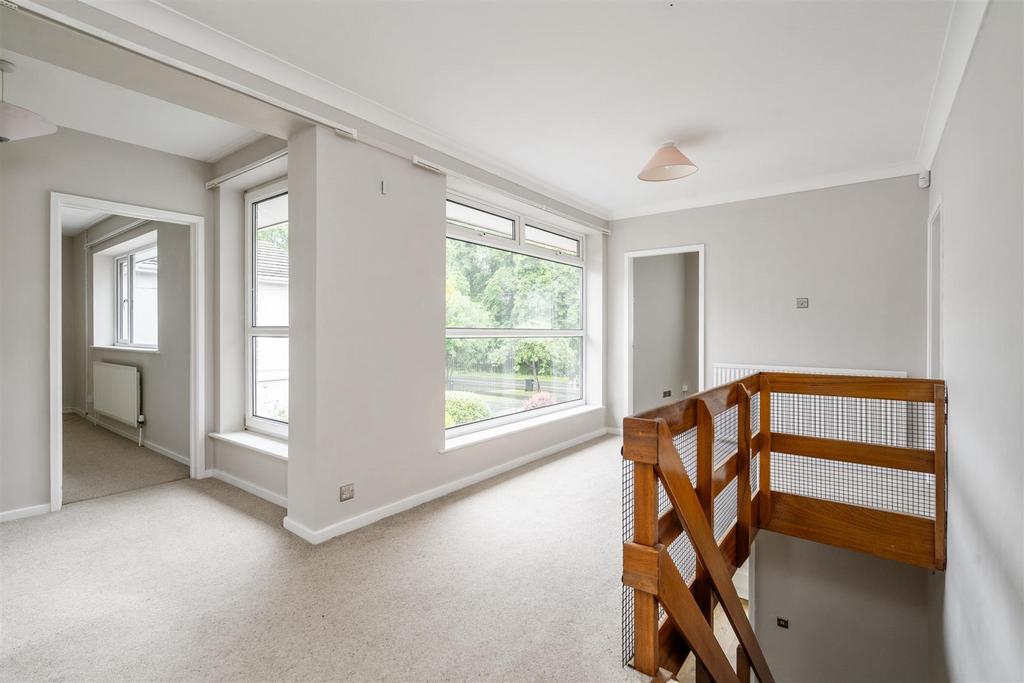 67 A Hampton Lane 3.jpg