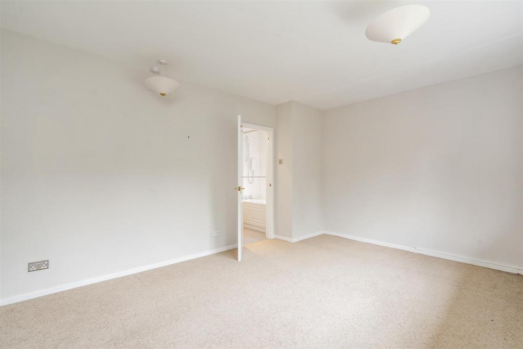 67 A Hampton Lane 15.jpg