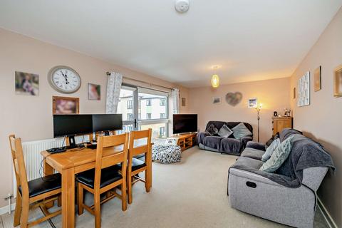 2 bedroom flat for sale, Nokoto Drive, Bridgwater, TA6