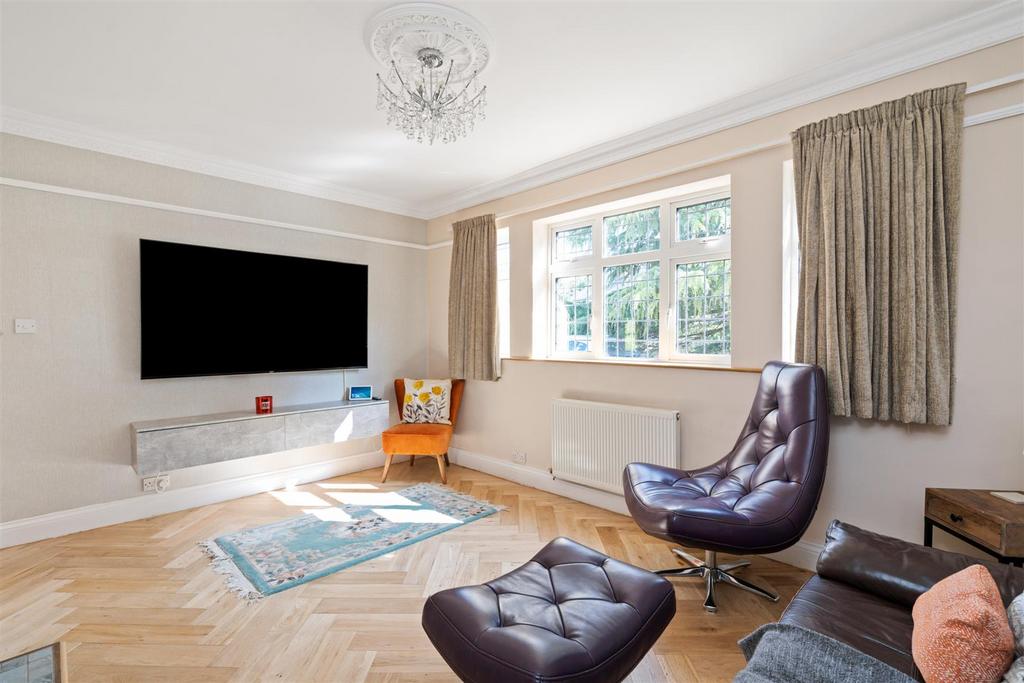 37 Stonor Park Road-7 lo.jpg