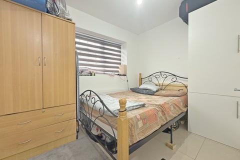 undefined, Maswell Park Road, Hounslow, TW3