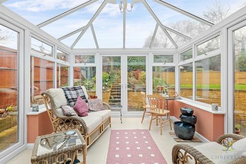 undefined, Holloway Drive, Pershore