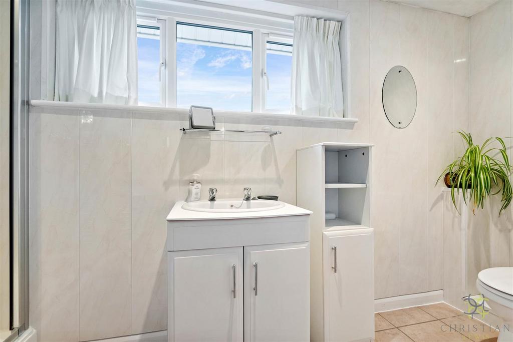 Ensuite