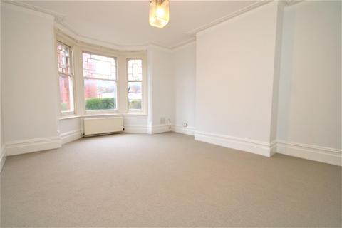 1 bedroom flat to rent, Farnham Road, Guildford