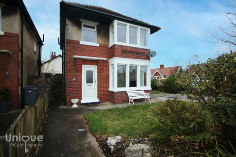 3 bedroom detached house for sale, South Parade, Thornton-Cleveleys, FY5
