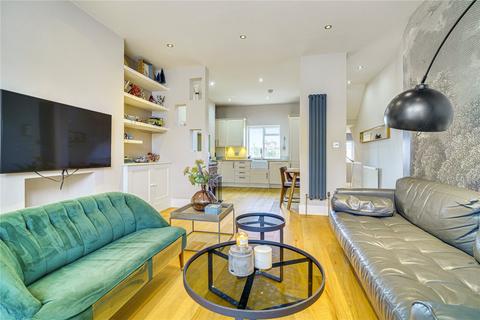 2 bedroom apartment for sale, Cologne Road, SW11