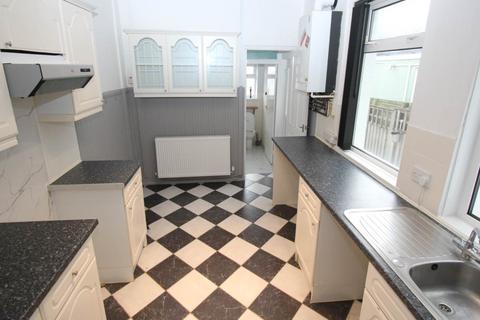 3 bedroom terraced house to rent, Arthur Street, Barry, Vale of Glamorgan