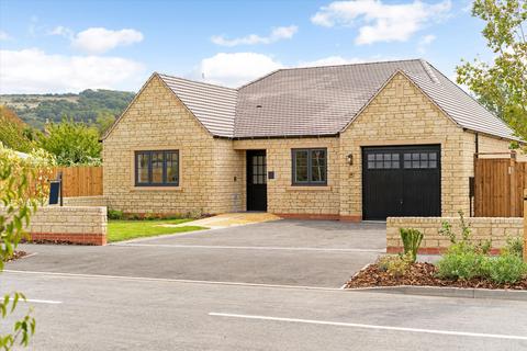 undefined, Gotherington, Gloucestershire, GL52.