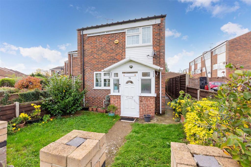 75 High Street Chalvey-5.jpg