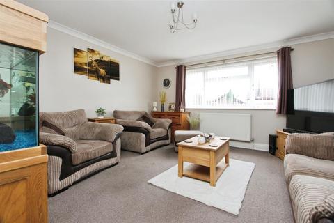 2 bedroom house for sale, Mustards Road, Leysdown-On-Sea, Sheerness