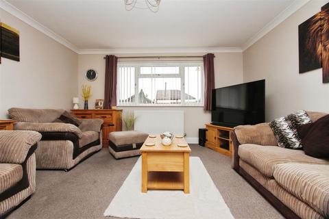 2 bedroom house for sale, Mustards Road, Leysdown-On-Sea, Sheerness