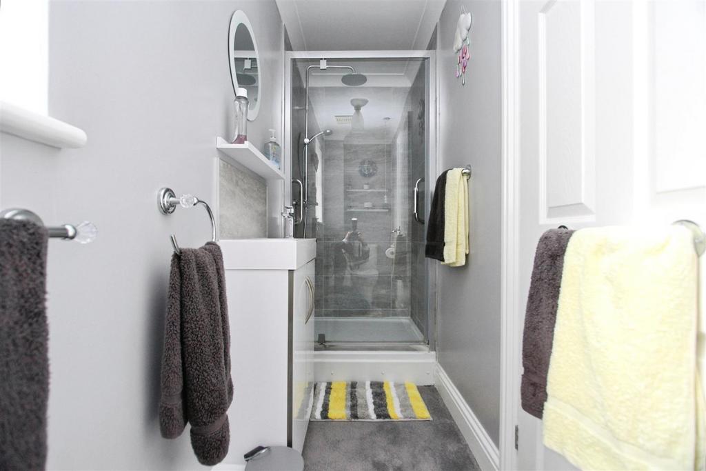 Upstairs Bathroom