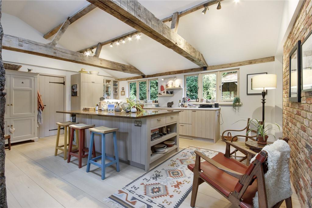 Kitchen/Breakfast Rm