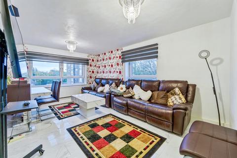 undefined, Gurnell Grove, London W13
