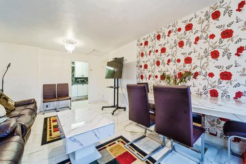 undefined, Gurnell Grove, London W13
