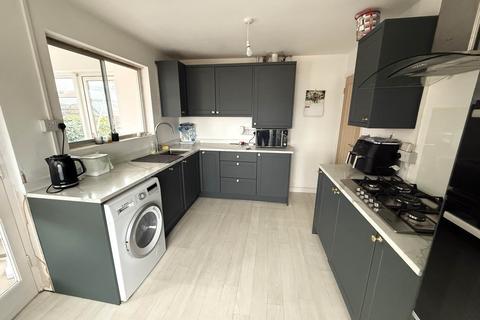 2 bedroom detached bungalow for sale, Shackleton Close, Exmouth