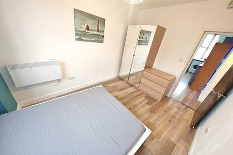1 bedroom flat to rent, 84 Bayswater Place, Leeds LS8