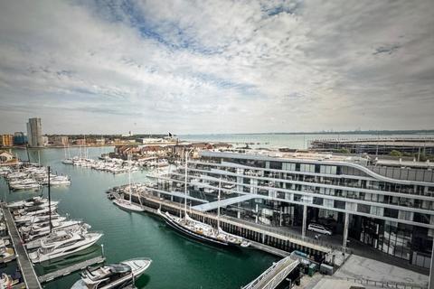 undefined, Maritime Walk, Ocean Village, Southampton, Hampshire, SO14