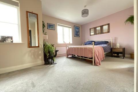 4 bedroom detached house for sale, Ouzel Grove, Eastfield, YO11
