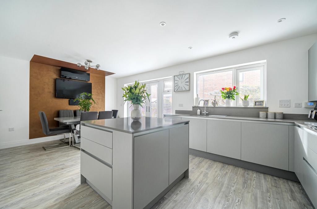 1361236-14-68ff80...