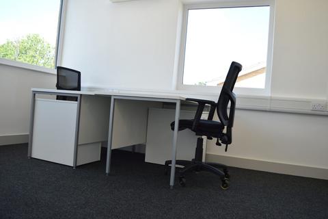 Warehouse to rent, Arcany Rd South Ockendon RM15 5SX