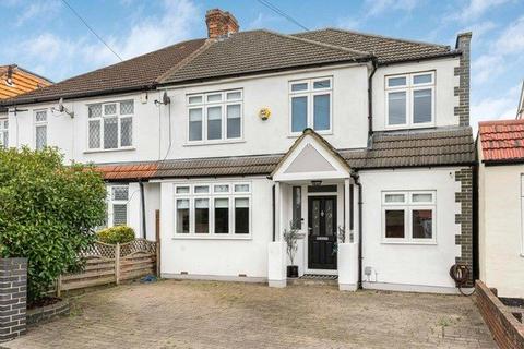 4 bedroom semi-detached house for sale, Cleveland Road, Welling